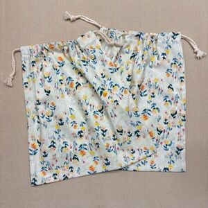 Set of 2 Floral Drawstring Bags NWT